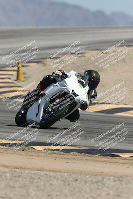 media/Oct-02-2025-Racers Edge (Thu) [[2c91cb6ab3]]/3-B Group/Session 4-Turn 12 (1pm)/